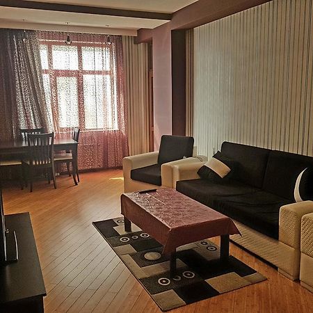 Apartment On Mirqasimov St.29 Baku Luaran gambar