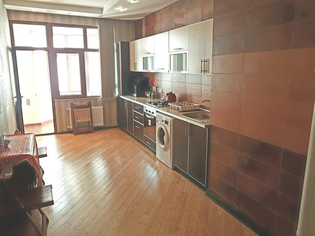 Apartment On Mirqasimov St.29 Baku Luaran gambar