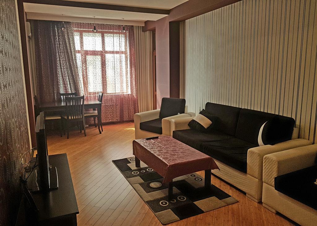 Apartment On Mirqasimov St.29 Baku Luaran gambar